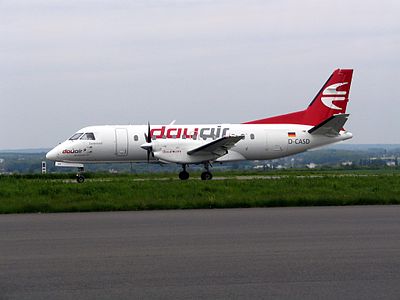 Een vliegtuig in de kleuren van Dauair.