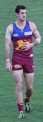 Darcy Gardiner Lions gegen Port Adelaide, April 2017.jpg