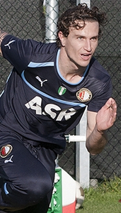 Daryl-janmaat-2012-cropped.png