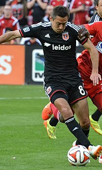 Arnaud (in het zwart) met DC United