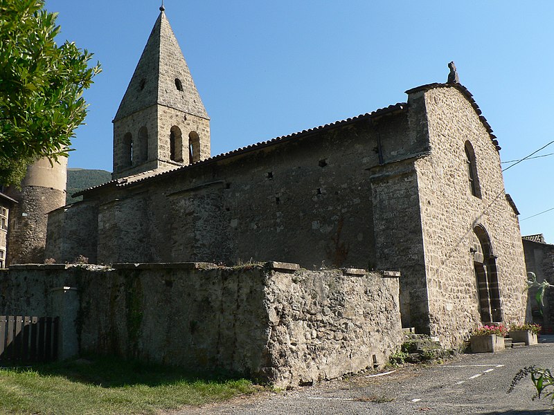 File:Eglise Saint-Georges de Saint-Georges-de-Commiers (entrée).jpg