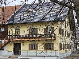 Erdinger Landstraße in Aschheim