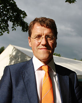 H.F. van Oosterhout (2012)