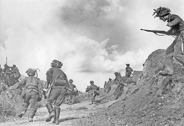 Division's soldiers at the siege of Leningrad in 1943