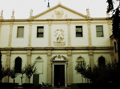 Come arrivare a Chiesa Di San Benedetto Vecchio con i mezzi pubblici - Informazioni sul luogo