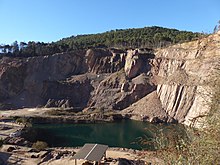 Cava di porfido sul Monte Gorsa, nel comune di Fornace