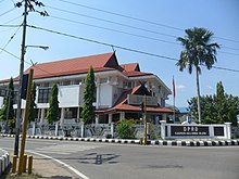 Gedung DPRD Hulu Sungai Selatan.jpg