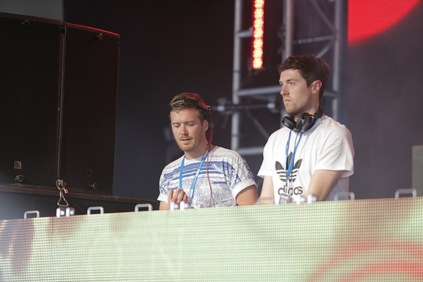 Critics praised the collaboration between Glynne and Gorgon City on the lead single, "Right Here".