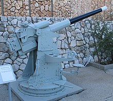 An Italian-made 76-mm gun from INS Ma'oz (K-24) on display in the Clandestine Immigration and Naval Museum at Haifa, Israel. HN-INS-Maoz-K-24-Italian-76mm-gun-2.jpg