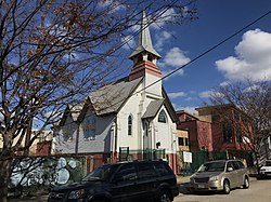 Hampden Mennonite Church in Baltimore, November 2017. Hampden Mennonite Church, 1234 W. 36th Street, Baltimore, MD 21211 (24712134408).jpg