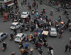 Giao thông tại một ngã tư Hà Nội, 2011