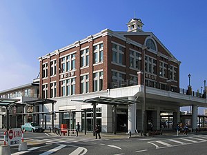 Higashi-Matsuyama Station East Entrance 20111104.JPG