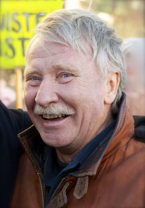 Ilmar Reepalu i Kärrtorp i dec 2013.jpg