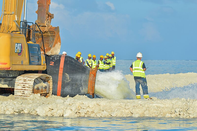 File:Inauguration of Fushidhiggaru Land Reclamation Project (180).jpg