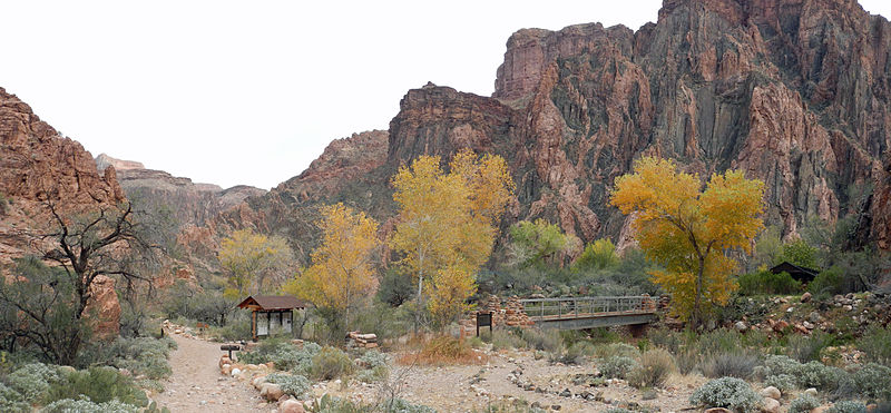 File:Intersection of Bright Angel and Kaibab trails.JPG