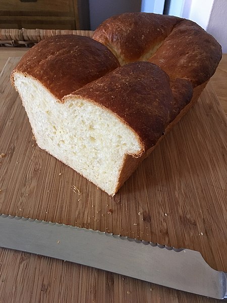 ไฟล์:Japanese_Milk_Bread.jpg