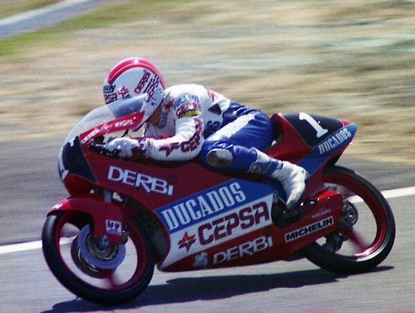 Martínez at the 1989 Japanese Grand Prix
