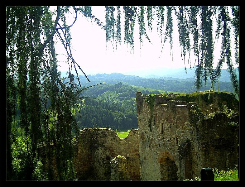 File:July German Kaiser Time, protestant Fortress Hochburg destroyed 1688 by Louis XIV (Lui Katzenohr) - Master Habitat Rhine Valley Photography 2013 Keycode-Saga , in situation of distress Germany twelf ghost-Chevaliers - panoramio (40).jpg