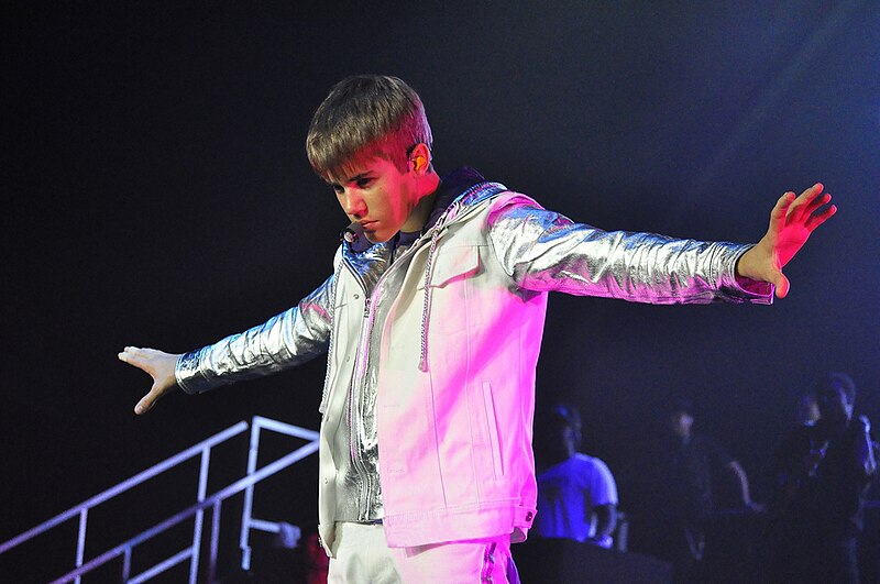 File:Justin Bieber 2011 2.jpg