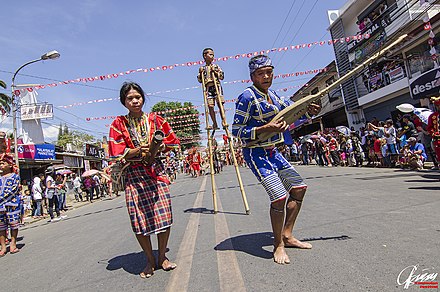 Lumad kudyapi (right) during the 2016 Kaamulan Festival of Bukidnon
