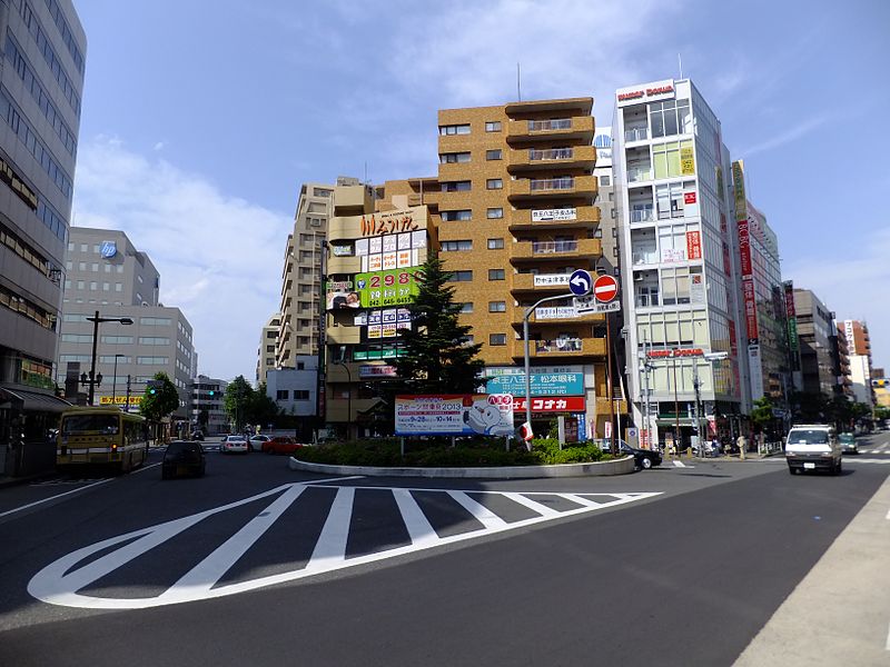 File:Keio-Hachioji Station rotary.jpg