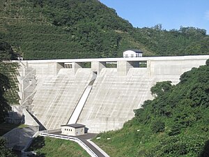 Kitakawachi Dam.jpg