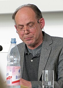 Klaus Modick in 2011 Klaus-modick-2011-ffm-014.jpg