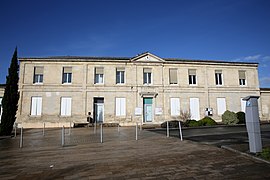 Balai kota di Le Taillan-Médoc