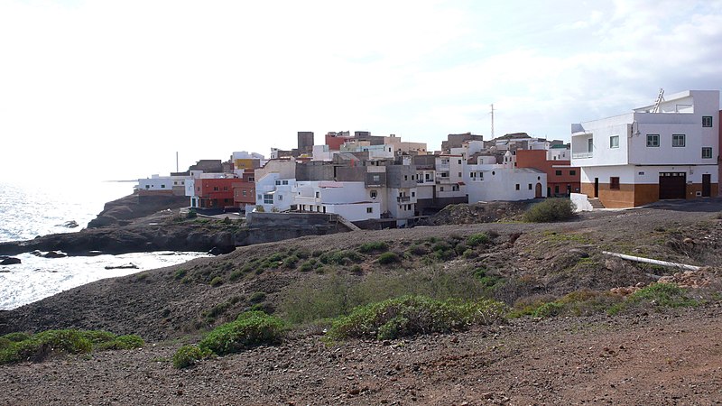 File:La Caleta (Arico)2.jpg