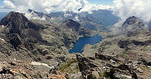 Le lac Long vu depuis le balcon du Gélas