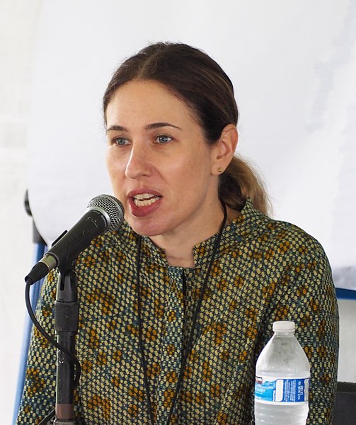 File:Lauren Grodstein 5190132.jpg