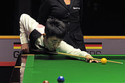 Deutsch: Bild aufgenommen in Berlin während des German Masters im Snooker 2014. Liu Chuang. English: Picture taken in Berlin during the Snooker German Masters in 2014. Liu Chuang.