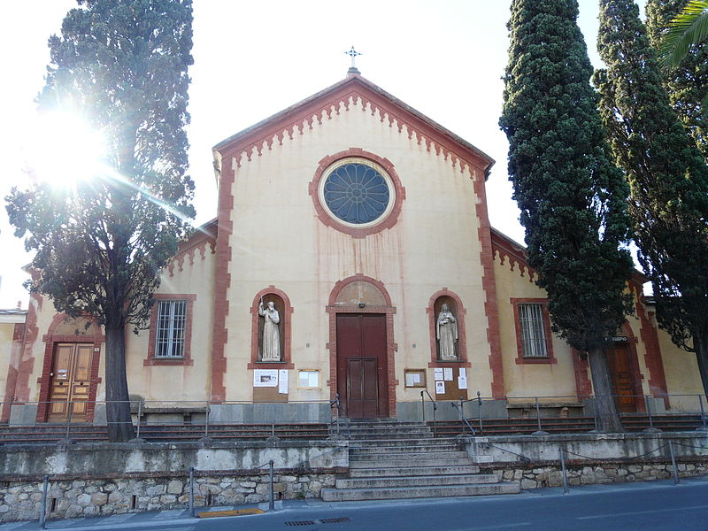 File:Loano-chiesa2.jpg