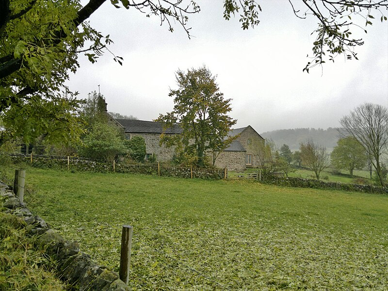 File:Lower Greenfields Farm - geograph.org.uk - 3193576.jpg