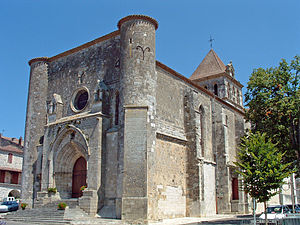 Mézin - Eglise Saint-Jean-Baptiste - Façade occidentale.JPG