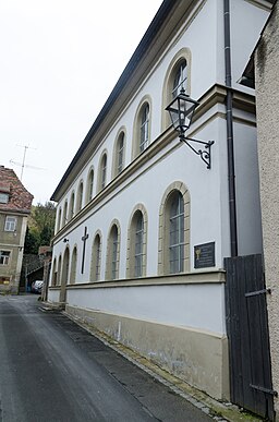 an Der Synagoge in Mainstockheim