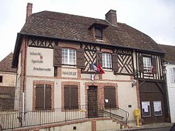 Mairie Chennebrun. 
 JPG