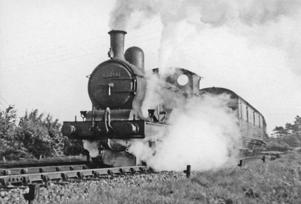 Cambridge train departing Marks Tey in 1951