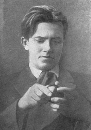 Mayakovsky 1912.jpg