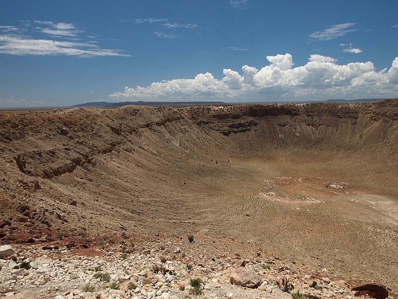 File:Meteor Crater-L-27527-1.jpg