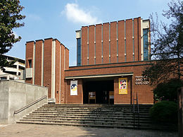 Façade de l'église de Milan Santi Angeli Custodi.JPG