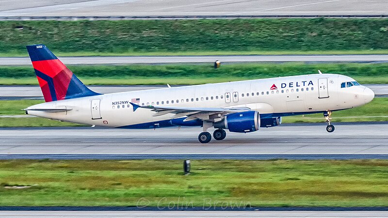 File:N352NW - Airbus A320-212 - Delta Air Lines.jpg