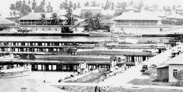 O-class submarines at Coco Solo in 1923.