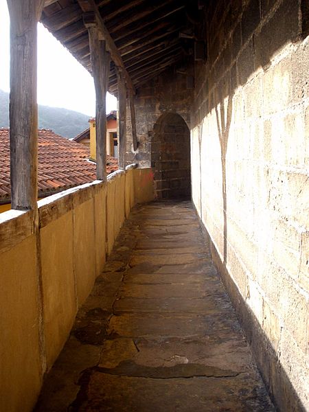 File:Orio - Iglesia de San Nicolás de Bari 09.JPG