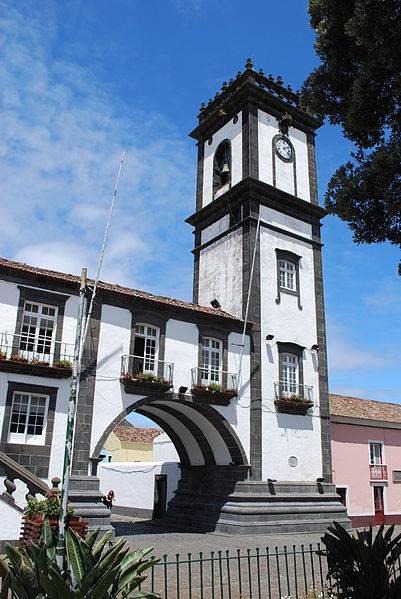 File:Paços do Concelho da Ribeira Grande (1).jpg