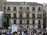 Català: Palau del Bisbe. C/ Bisbe, 5 - pl. Nova, 1-2 - c/ Palla, 18 (Barcelona). This is a photo of a building listed in the Catalan heritage register as Bé Cultural d'Interès Local (BCIL) under the reference 08019/144. Object location 41° 23′ 01.68″ N, 2° 10′ 32.46″ E  View all coordinates using: OpenStreetMap