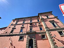 The eastern facade of Palazzo Colonna in Marino (July 2020) Palazzo Colonna Marino 3.jpg