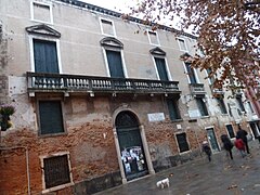 Palazzo Pemma Zambelli 1624 campo S. Giacomo da l'Orio