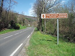 Panneau E33a parc naturel régional des volcans d'Auvergne.