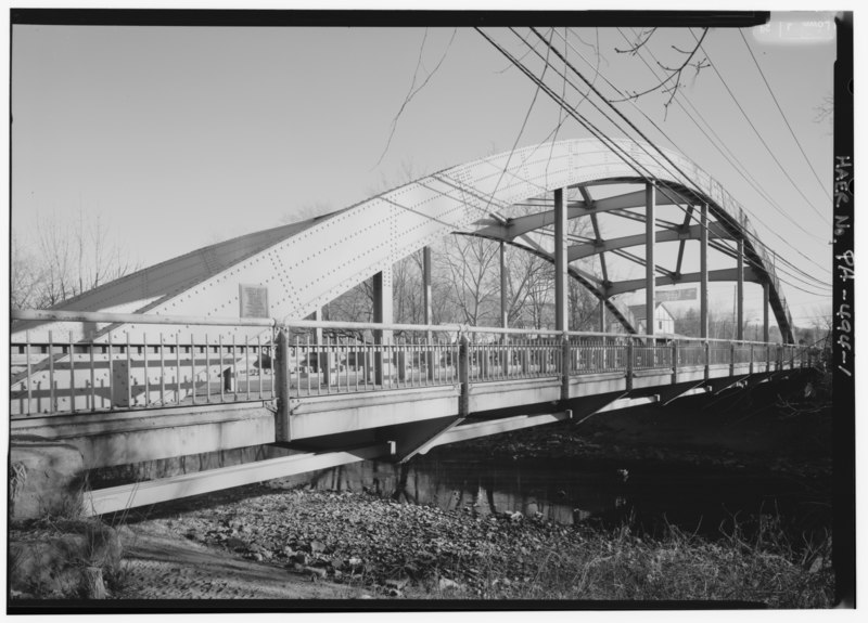 File:Perspective of western face of bridge, from north abutment. - Franklin Street Bridge, Spanning Oil Creek at Franklin Street (State Route 8), Titusville, Crawford County, PA HAER PA,20-TITVI,4-1.tif